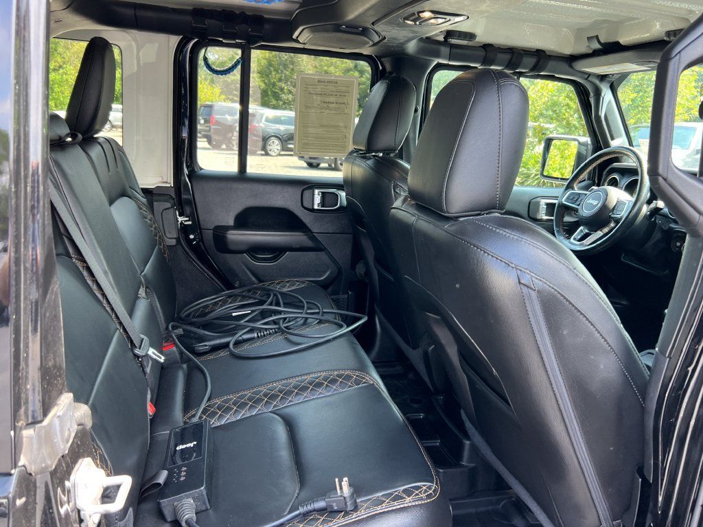 Used 2021 Jeep Wrangler Unlimited Sahara AWD/4WD image 13