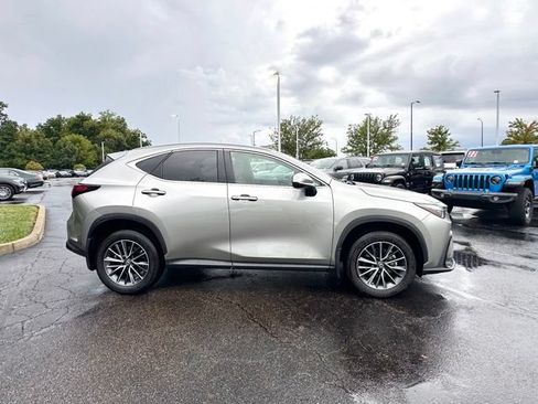 Used 2022 Lexus NX 350 AWD image 15