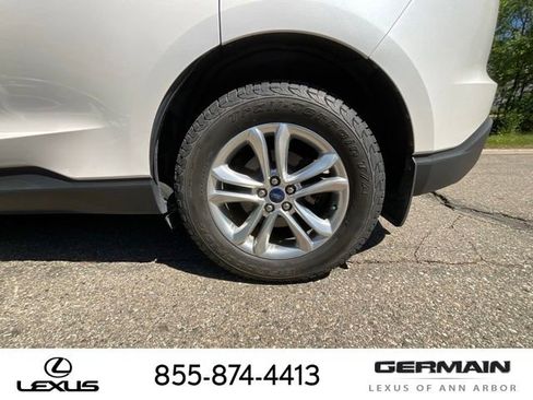 Used 2017 Ford Edge SEL w/ Equipment Group 201A AWD/4WD image 25