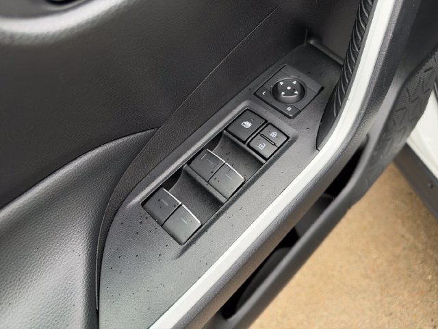 Used 2025 Toyota RAV4 XLE FWD image 13