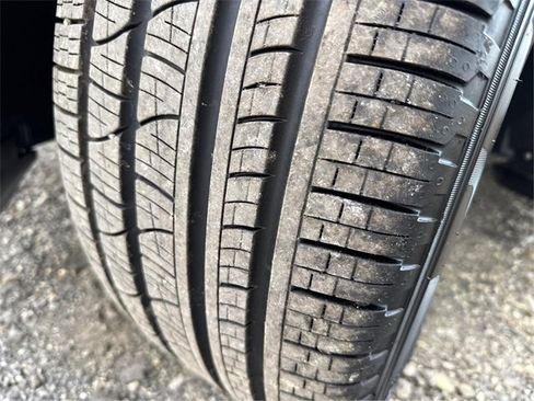 Used 2016 Volvo XC90 T6 Inscription w/ Vision Package image 28