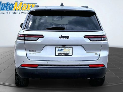 New 2026 Jeep Grand Cherokee L Limited AWD/4WD image 4