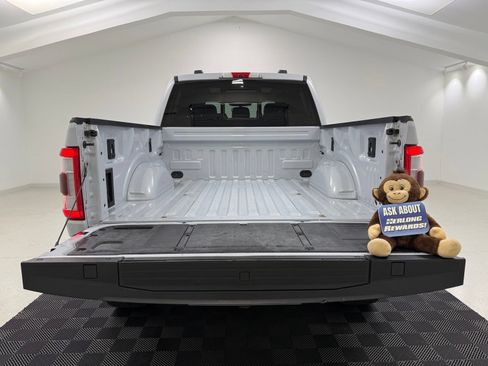 Used 2022 Ford F150 Lariat w/ Max Trailer Tow Package AWD/4WD image 8