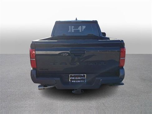 Used 2025 Toyota Tacoma SR5 image 5