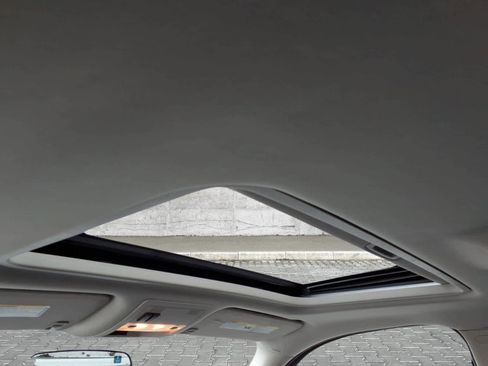 Used 2008 Chevrolet Avalanche LT w/ LT Preferred Equipment Group image 5