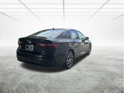 New 2026 Volkswagen Jetta SE FWD image 5