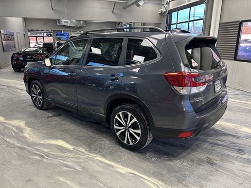 Used 2021 Subaru Forester Limited image 34