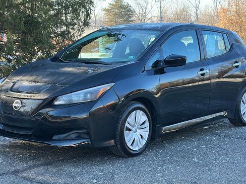 Certified 2023 Nissan Leaf S image 2