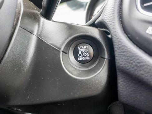 Used 2019 Jeep Compass Latitude AWD/4WD image 31