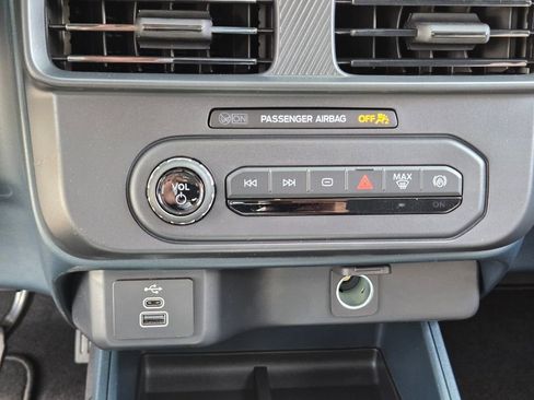 New 2026 Ford Maverick XL image 13