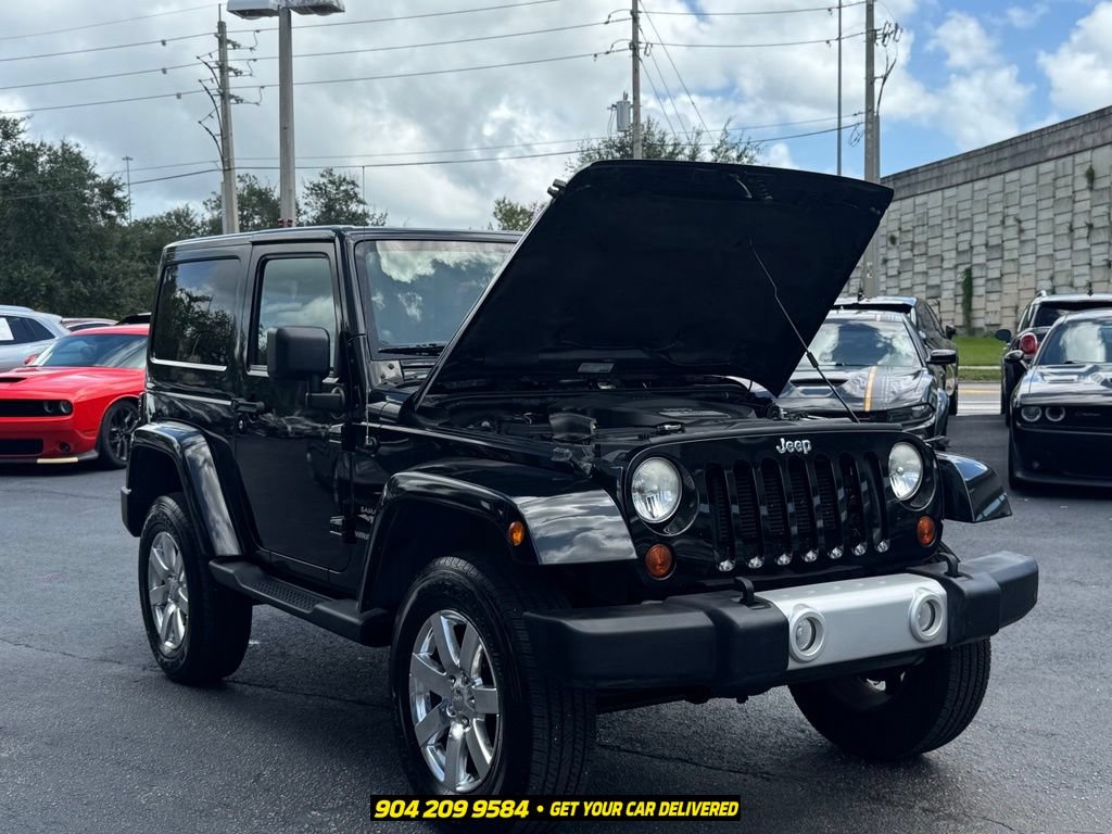 Used 2013 Jeep Wrangler Sahara w/ Connectivity Group AWD/4WD image 32