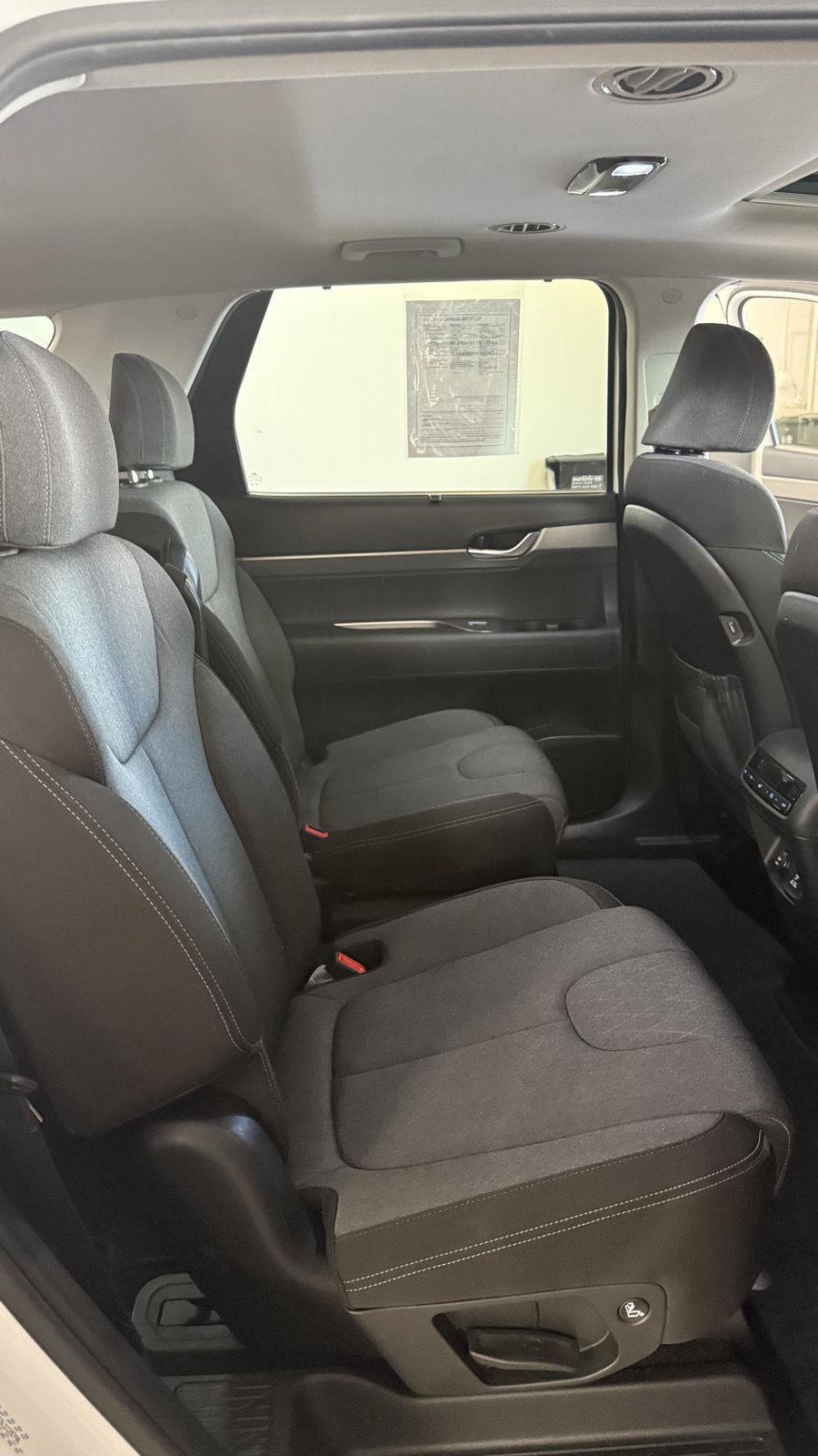 Used 2020 Hyundai Palisade SEL w/ Convenience Package FWD image 29