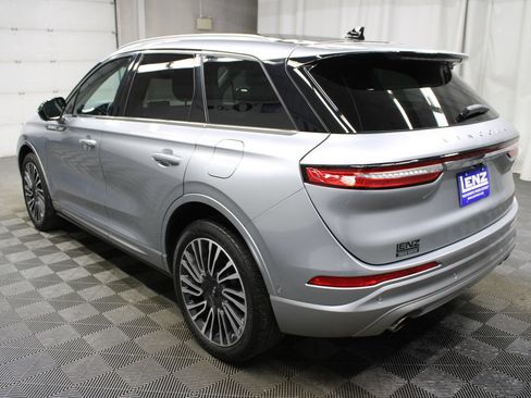 Used 2022 Lincoln Corsair Reserve w/ Equipment Group 201A AWD/4WD image 7