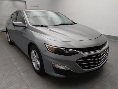 Used 2025 Chevrolet Malibu LS FWD image 13