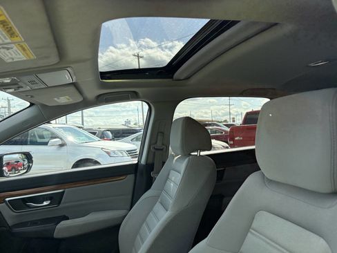 Used 2017 Honda CR-V EX image 13