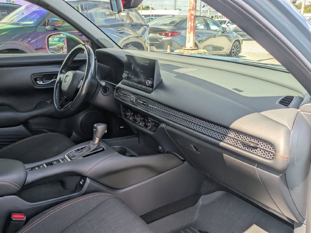 Used 2023 Honda HR-V Sport image 32