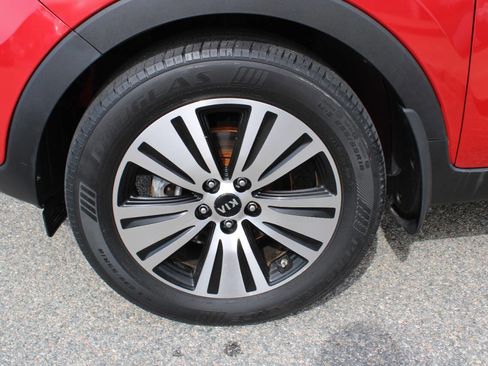 Used 2014 Kia Sportage EX image 4