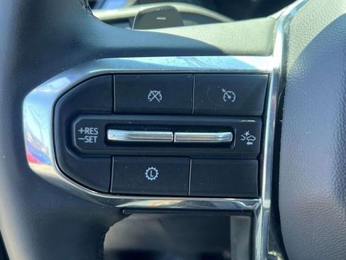 Certified 2025 GMC Yukon XL Denali AWD/4WD image 22