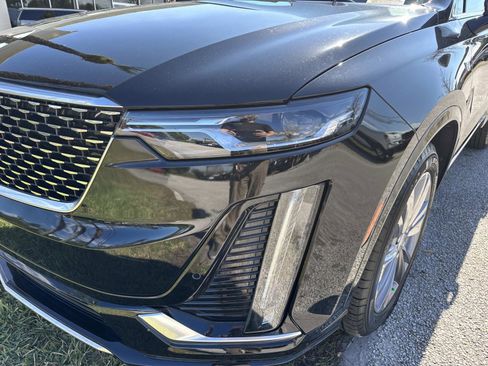 Certified 2025 Cadillac XT6 Premium Luxury image 9