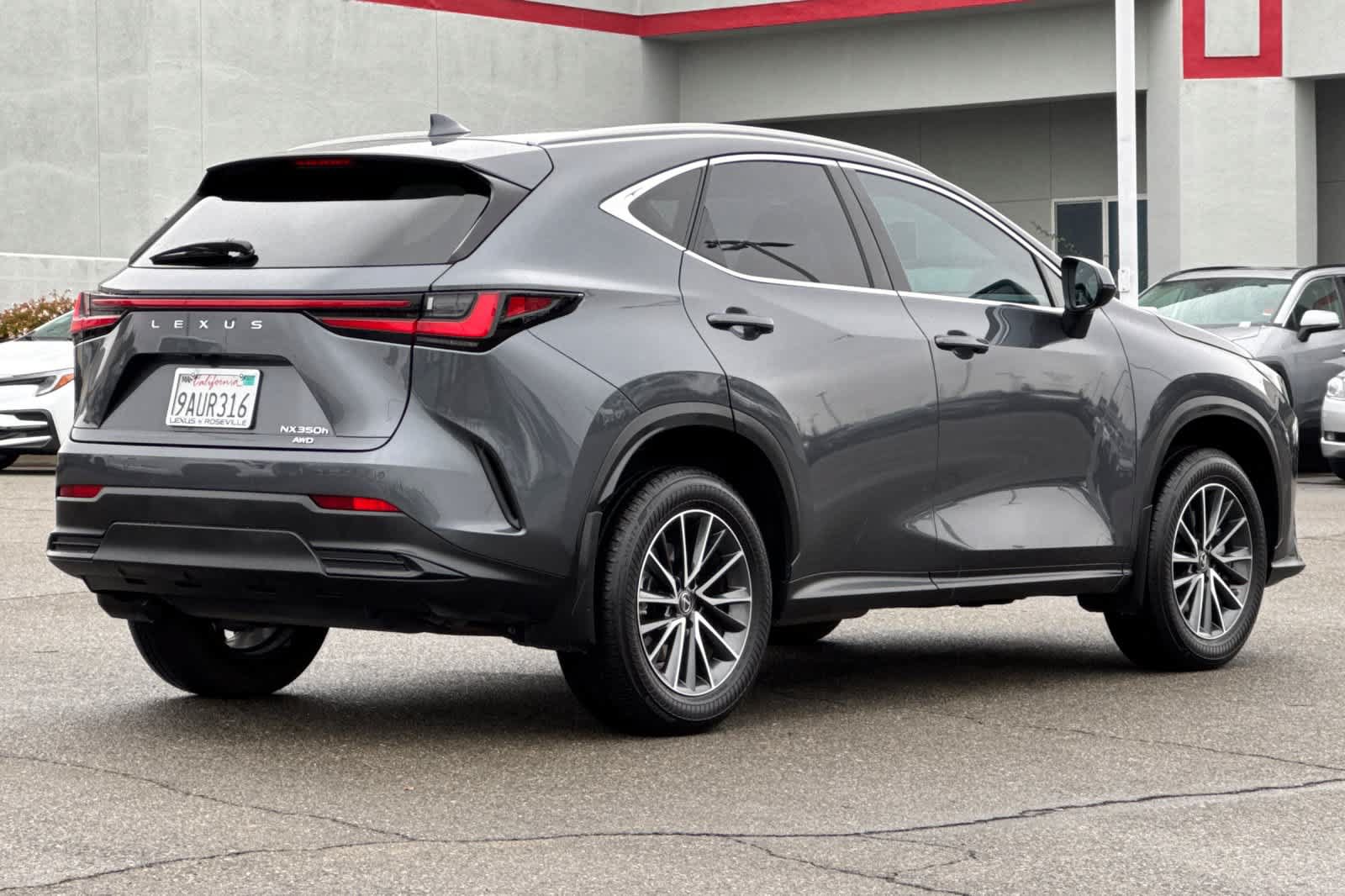 Used 2022 Lexus NX 350h AWD image 2