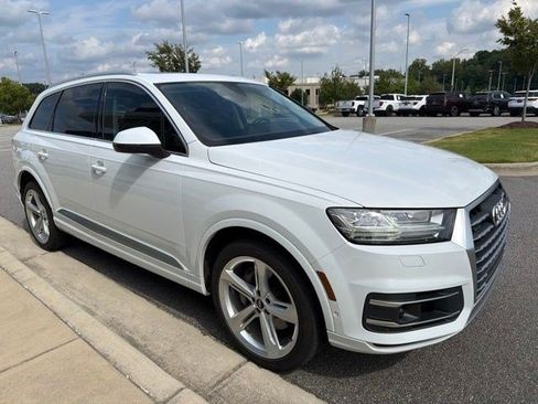 Used 2019 Audi Q7 3.0T Prestige AWD/4WD image 7