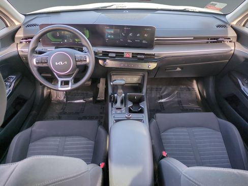 Used 2025 Kia K5 LXS image 10