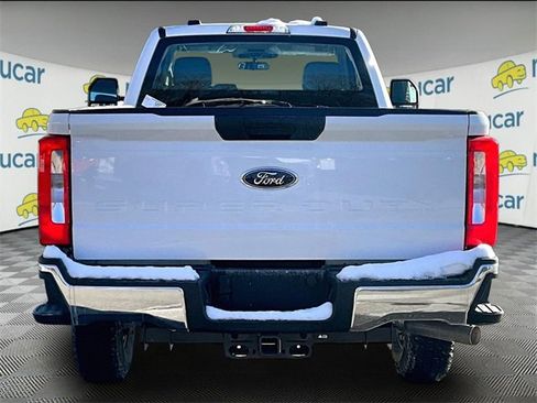 New 2026 Ford F250 XL w/ XL Chrome Package image 5