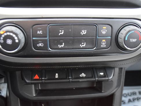 Used 2022 GMC Canyon Elevation image 20