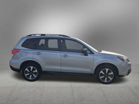 Used 2018 Subaru Forester 2.5i w/ Alloy Wheel Package image 7