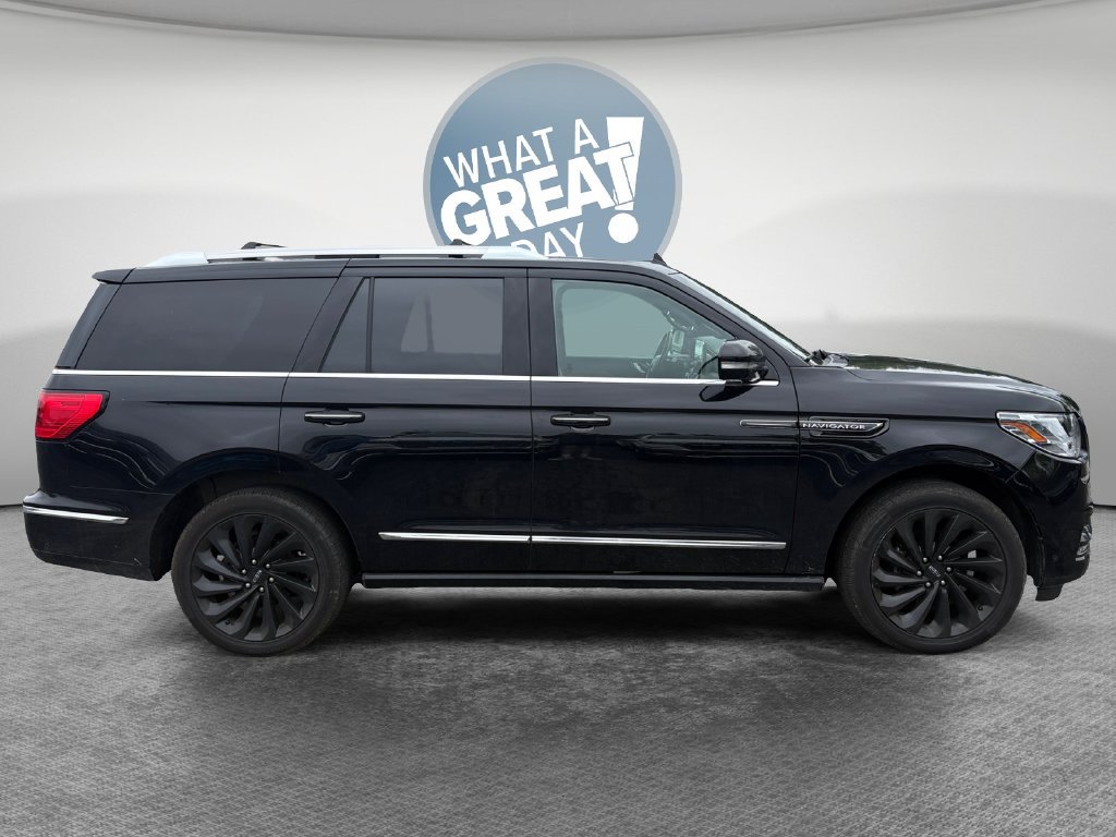 Used 2020 Lincoln Navigator Reserve w/ Equipment Group 208A Reserve AWD/4WD image 2