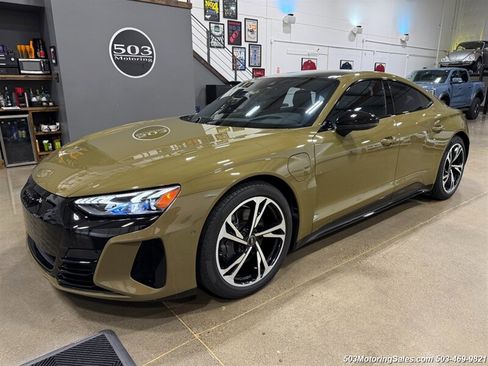 Used 2022 Audi e-tron GT Prestige w/ Prestige Package AWD/4WD image 1