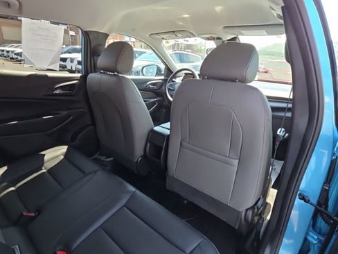 Used 2025 Chevrolet Trax ACTIV w/ Driver Confidence Package FWD image 16