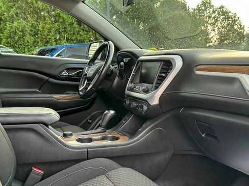 Used 2018 GMC Acadia SLE AWD/4WD image 12