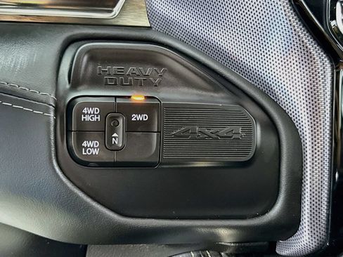 Used 2020 RAM 2500 Limited AWD/4WD image 22