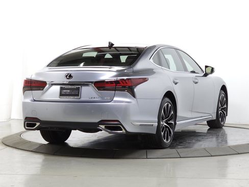 Certified 2023 Lexus LS 500 AWD w/ Luxury Package image 9