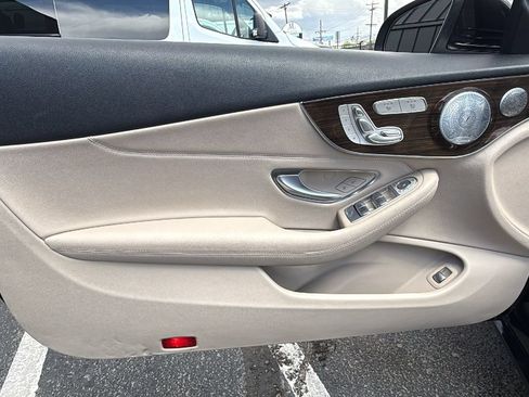 Used 2020 Mercedes-Benz C 300 4MATIC Cabriolet w/ Parking Assistance Package image 17