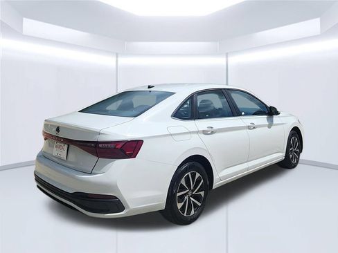 Used 2025 Volkswagen Jetta S FWD image 5