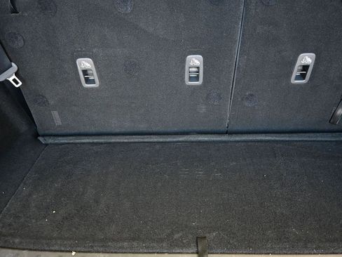 Used 2023 Nissan Pathfinder SL w/ Lighting Package (N92) image 23