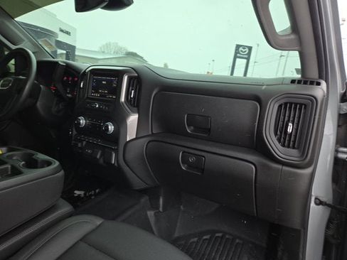 Used 2024 GMC Sierra 2500 Pro w/ Convenience Package image 12