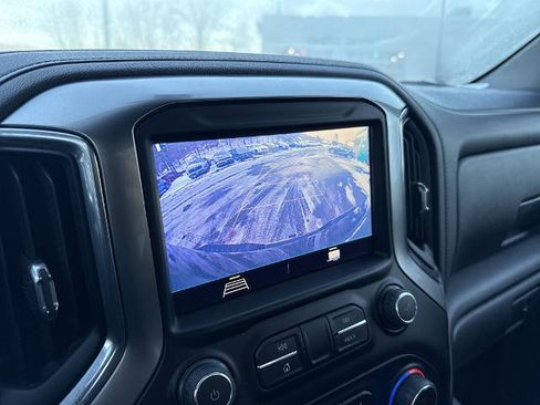 Certified 2022 Chevrolet Silverado 2500 LT w/ Convenience Package image 12