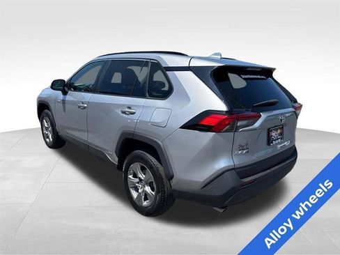 Used 2023 Toyota RAV4 LE AWD/4WD image 7