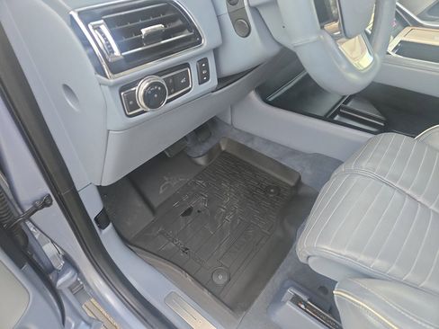 Used 2019 Lincoln Navigator Black Label w/ Cargo Package image 29