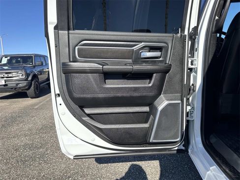 Used 2024 RAM 3500 Laramie w/ Night Edition image 23