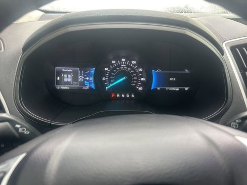 Used 2024 Ford Edge SEL w/ Convenience Package AWD/4WD image 22