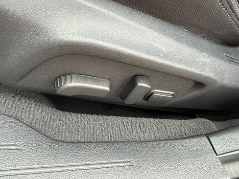 Used 2019 Subaru Legacy 2.5i Premium AWD/4WD image 22