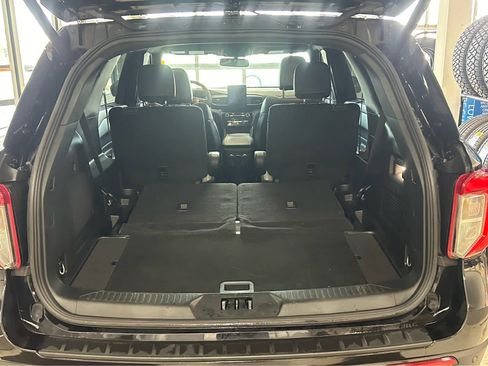 Used 2023 Ford Explorer ST w/ Equipment Group 401A image 11