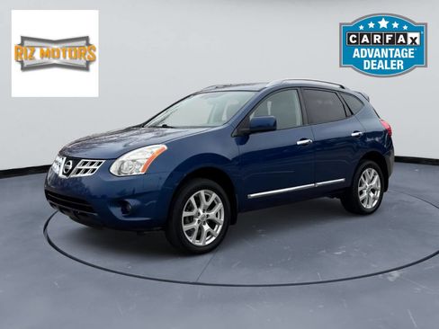 Used 2011 Nissan Rogue SV w/ SL Pkg image 2