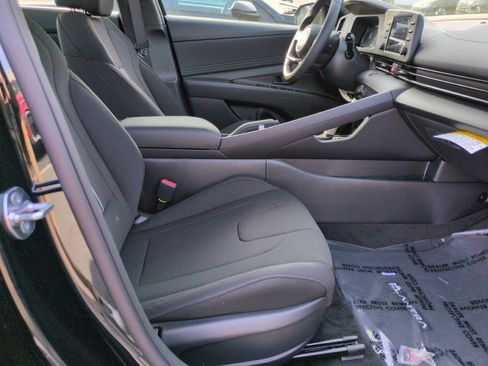 New 2026 Hyundai Elantra Sport FWD image 26