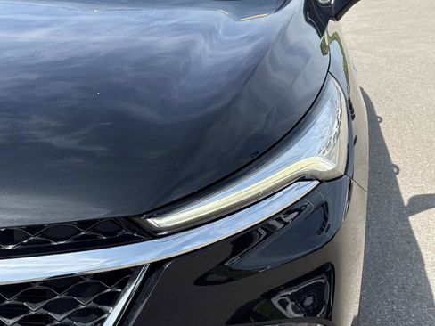 Used 2024 Buick Enclave Avenir w/ Avenir Technology Package image 11