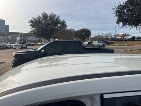 Certified 2023 Nissan Rogue SV image 9